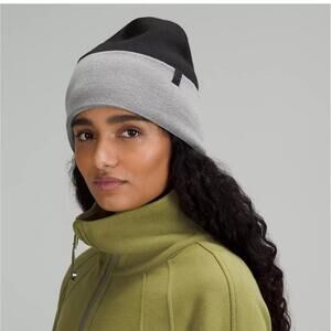 NWT Lululemon Chill Fighter Beanie